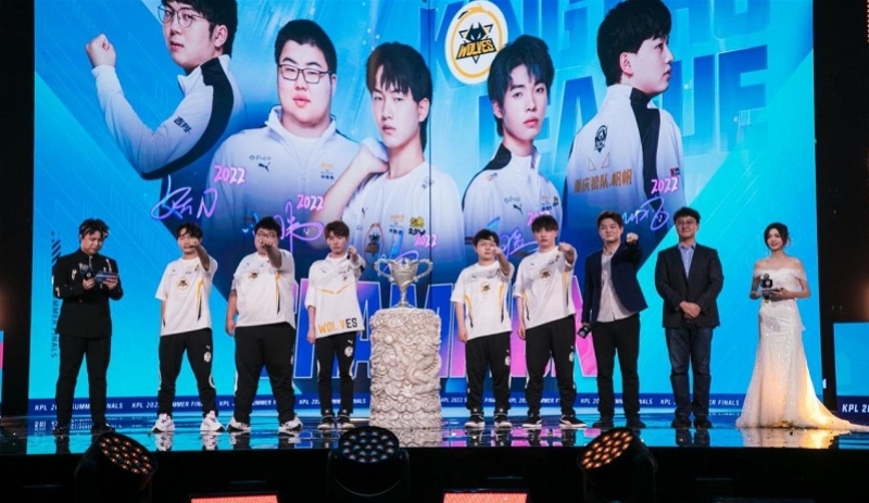LOL手游破晓杯赛程出炉：13日正式开赛，10支顶尖队伍